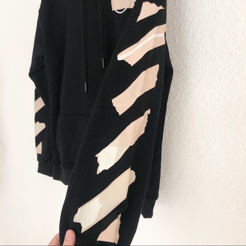 OFF-WHITE Tape Diag Arrows Hoodie Black/Beige - Picture 7 of 8